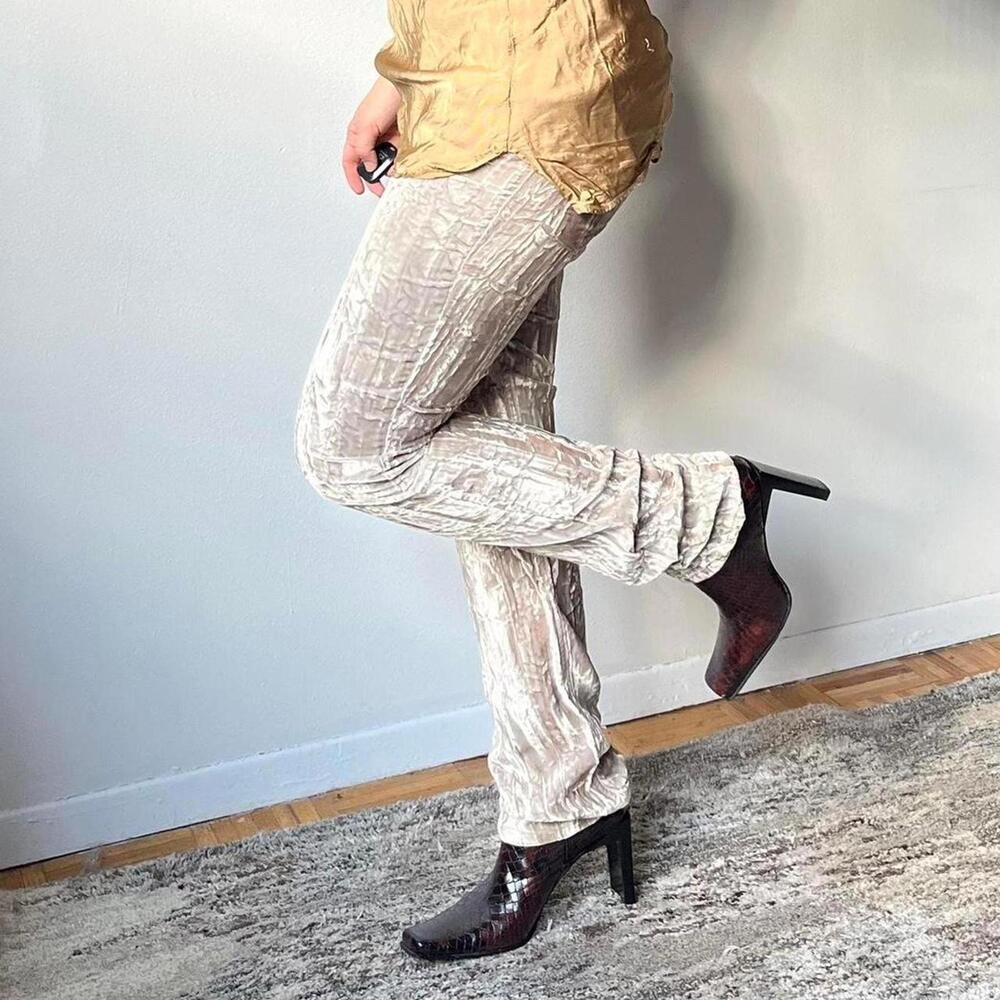 Deadstock 90s DKNY cream velvet pants - Picture 5 of 7